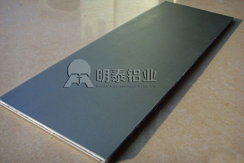 绿巨人色多多铝塑板